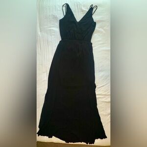 Lulu's Black Strappy-Back Maxi Cocktail Sundress -Women’s Medium